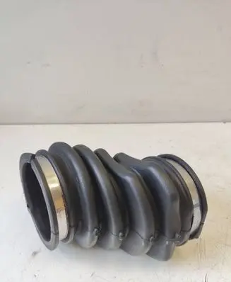 Ford Focus Air intake hose/pipe 1059139501