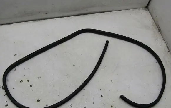 Suzuki Swift III Rubber seal rear door KRIS235789