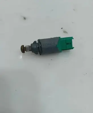 Renault Scenic II - Grand scenic II Brake pedal sensor switch 8200168240B