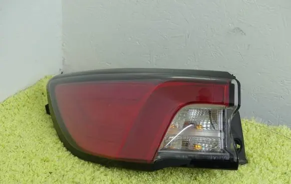 Rear/tail lights
