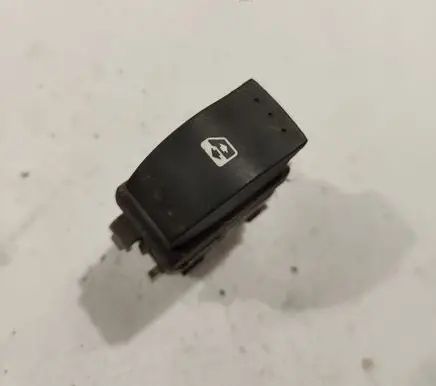 Renault Megane II Electric window control switch 220510C