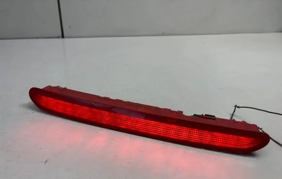 Volkswagen PASSAT B6 Third/center stoplight 1K6945097B