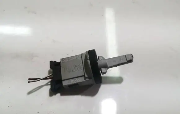Volkswagen Golf V Interior temperature sensor 1K0907543A