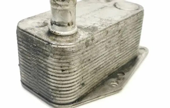 Engine oil radiator