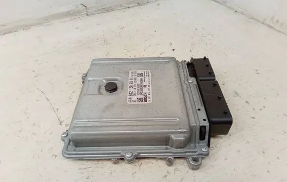 Mercedes-Benz E W211 Engine control unit/module A6421500391 0281012785