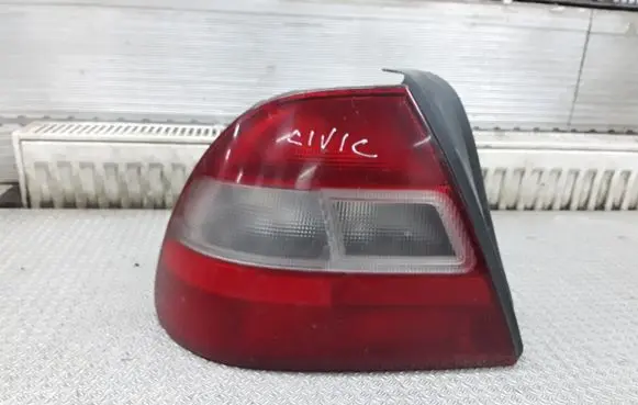 Rear/tail lights