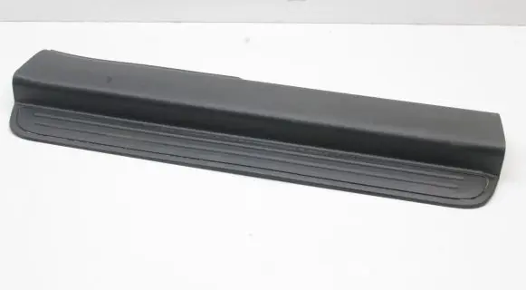 Opel Antara Front sill trim cover 20832146