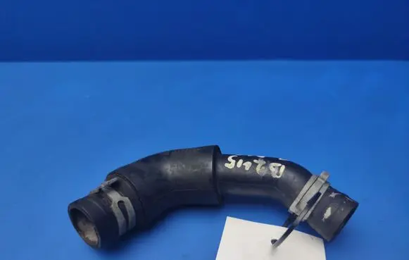 Mercedes-Benz A W169 Breather hose/pipe A6400101282