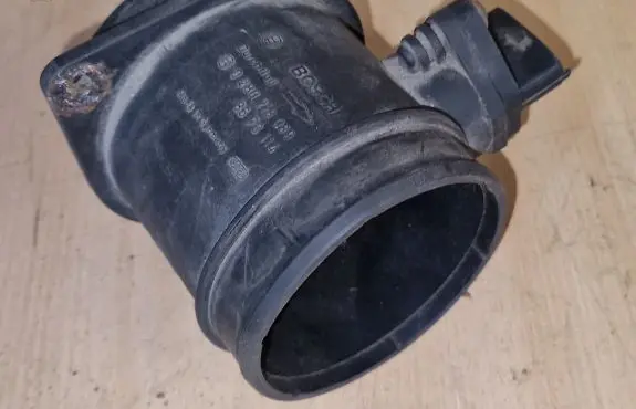 Volvo XC90 Mass air flow meter 8670114 0280218089