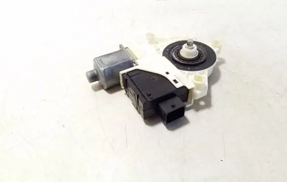 Jeep Renegade Front door window regulator motor C37723103 C44131102 0130822664