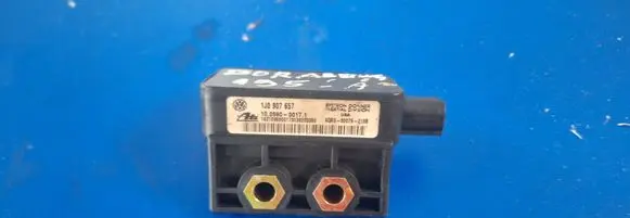 Volkswagen Bora ESP acceleration yaw rate sensor 1j0907657