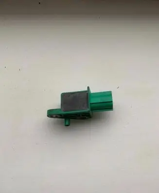 Audi Q7 4L Airbag deployment crash/impact sensor 1K0909606C