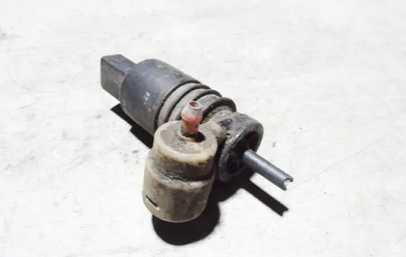 Audi A6 S6 C6 4F Windscreen/windshield washer pump