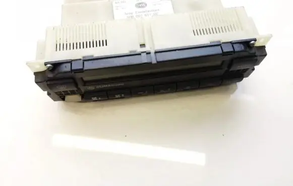 Volkswagen PASSAT B5 Climate control unit 3B1907044A 5HB007617-02