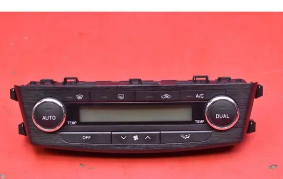 Toyota Avensis Verso Climate control unit 5590005340
