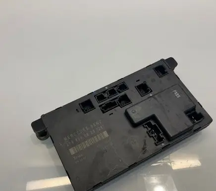 Mercedes-Benz CLS C219 Door control unit/module 2198200626 00005021 A2198200626