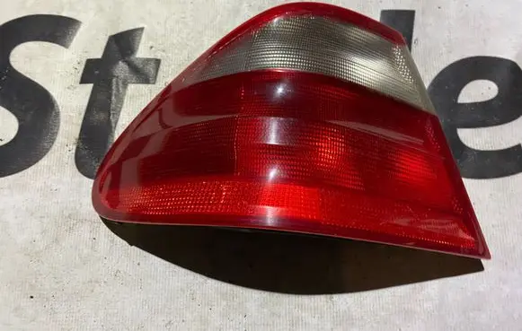 Mercedes-Benz C W202 Rear/tail lights
