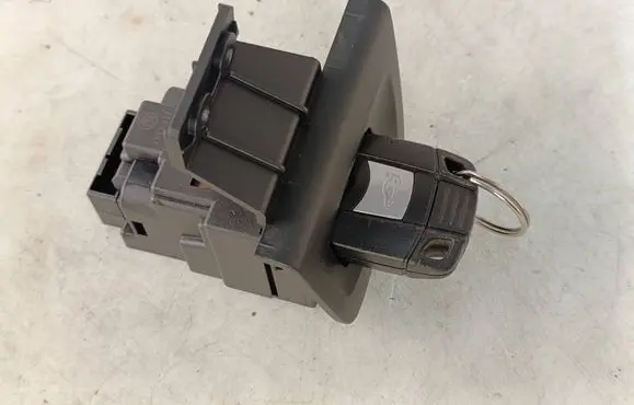 BMW 1 E81 E87 Ignition lock 10862510 6954717 276082787