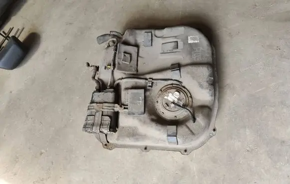 KIA Ceed Fuel tank 31110a6000