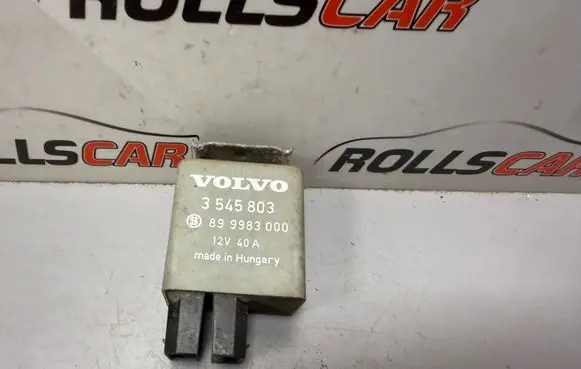 Volvo 850 Fuel pump relay 899983000 3545803