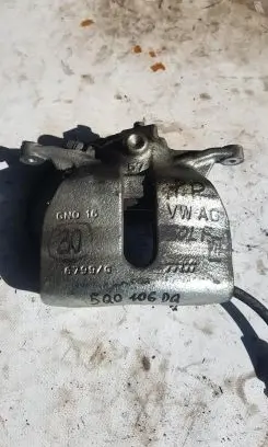 Volkswagen PASSAT B8 Front brake caliper 5Q0106DQ