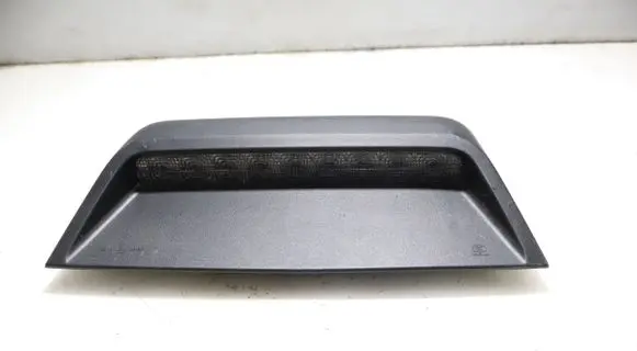 Renault Fluence Third/center stoplight