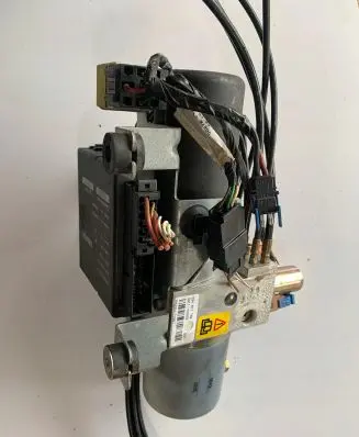 Renault Megane II Convertible roof hydraulic pump E84871789