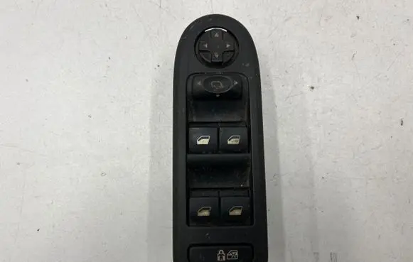 Citroen C5 Electric window control switch 96599975XT