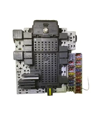 Volvo V70 Fuse module 30679527 04W064