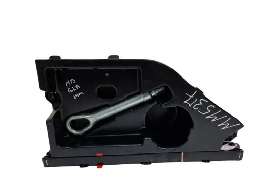 Mercedes-Benz GLA W156 X156 Tool set A2468900188
