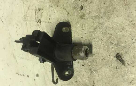 Opel Astra G Tailgate exterior lock 