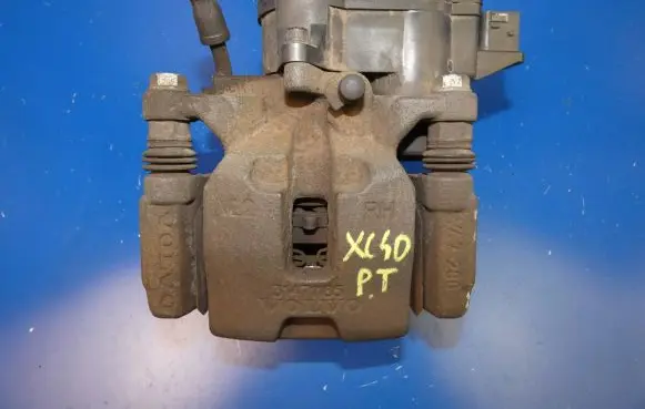 Volvo XC40 Rear brake caliper
