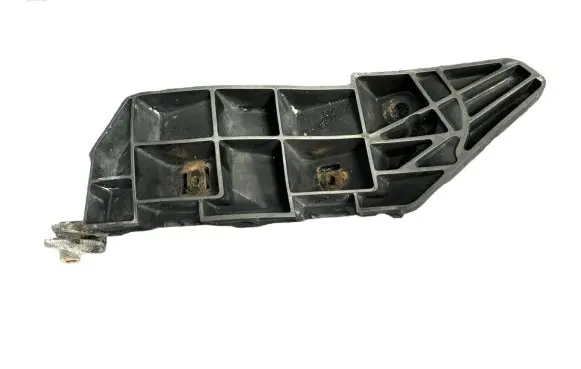 Suzuki SX4 Front bumper mounting bracket 7173279J00