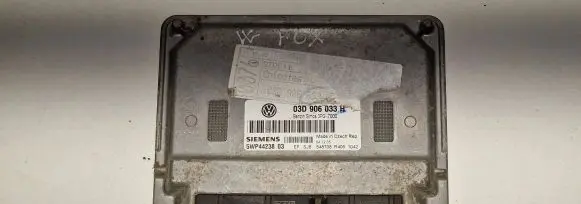 Volkswagen Fox Engine control unit/module 03D906033H 5WP4423803