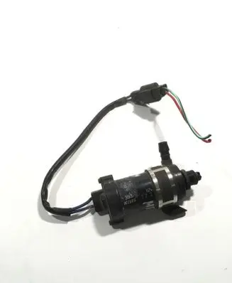 Mitsubishi Pajero Sport I Headlight washer pump 3934