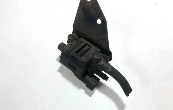 Renault Laguna I Turbo solenoid valve 834534
