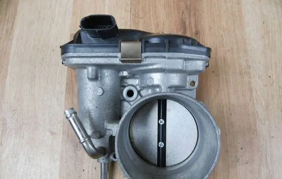 Toyota RAV 4 (XA50) Throttle valve 2203024010