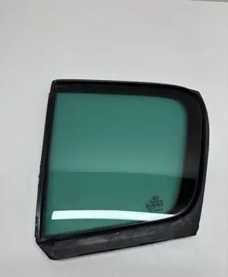 KIA Sportage Rear vent window glass DOT24M85AS3 E00025520C