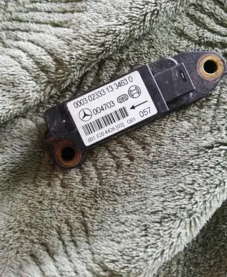Mercedes-Benz C W203 Airbag deployment crash/impact sensor 0018204426