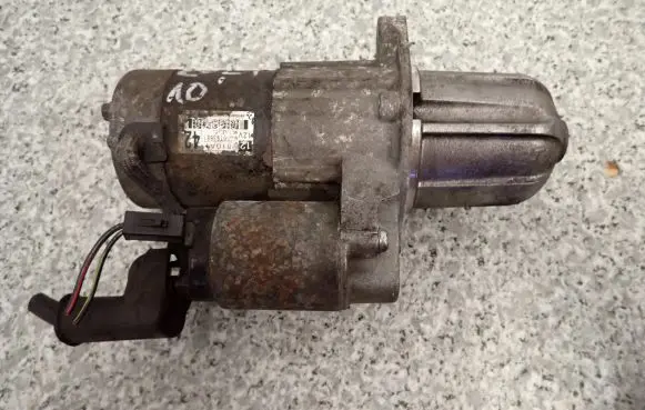 Mitsubishi Colt Starter motor