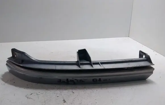 Opel Zafira A Under headlight/headlamp trim 90580651