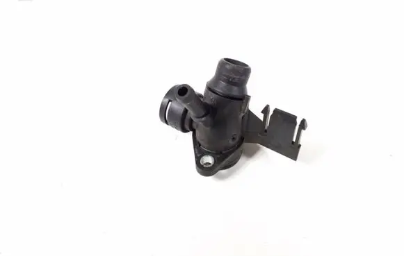 Audi A5 8T 8F Air intake hose/pipe 06H121132E