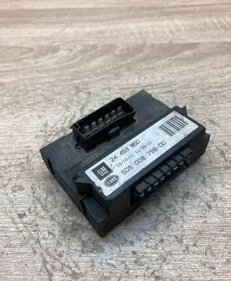 Opel Zafira B Tow bar trailer control unit/module 24453850 5DS00879800 USED