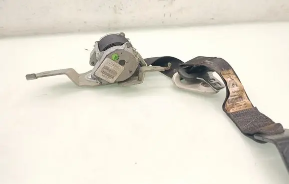 Dodge Journey Rear seatbelt 