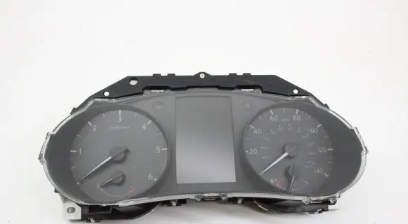 Nissan Pulsar Speedometer (instrument cluster)