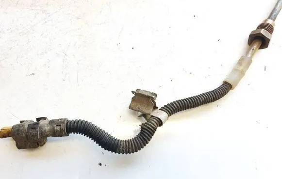 Mercedes-Benz C AMG W204 Exhaust gas temperature sensor a0019050700 1243614201982