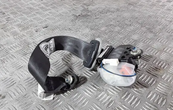 Honda CR-V Rear seatbelt 82450SWWG0