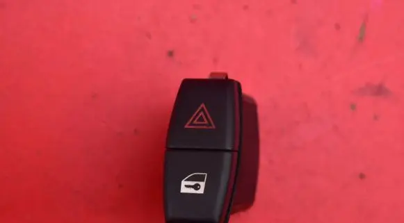 BMW X5 E70 Hazard light switch 6131-6919506