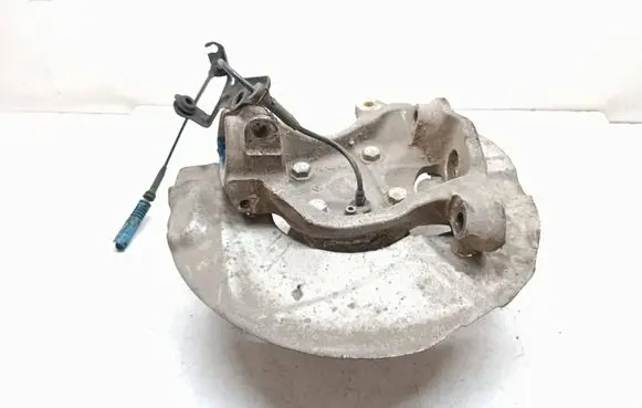 BMW 5 E60 E61 Front wheel hub spindle knuckle 6760954