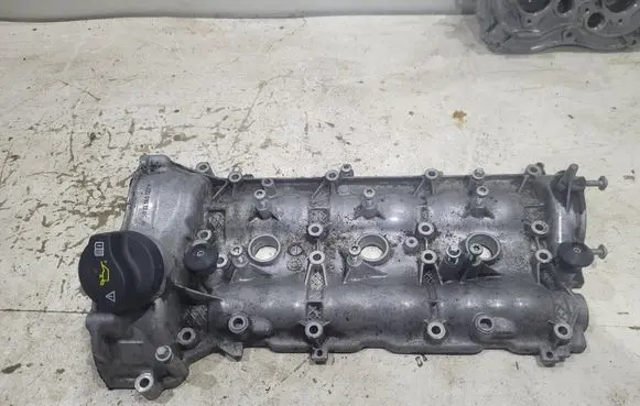 Mercedes-Benz GLK (X204) Rocker cam cover A2720161305